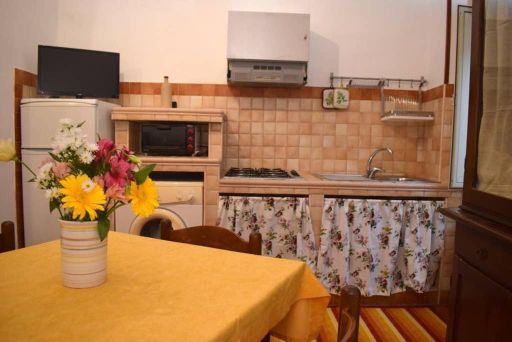 Domus - Casa Vacanza B&B Veroli Экстерьер фото